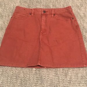 Pink denim skirt, never worn